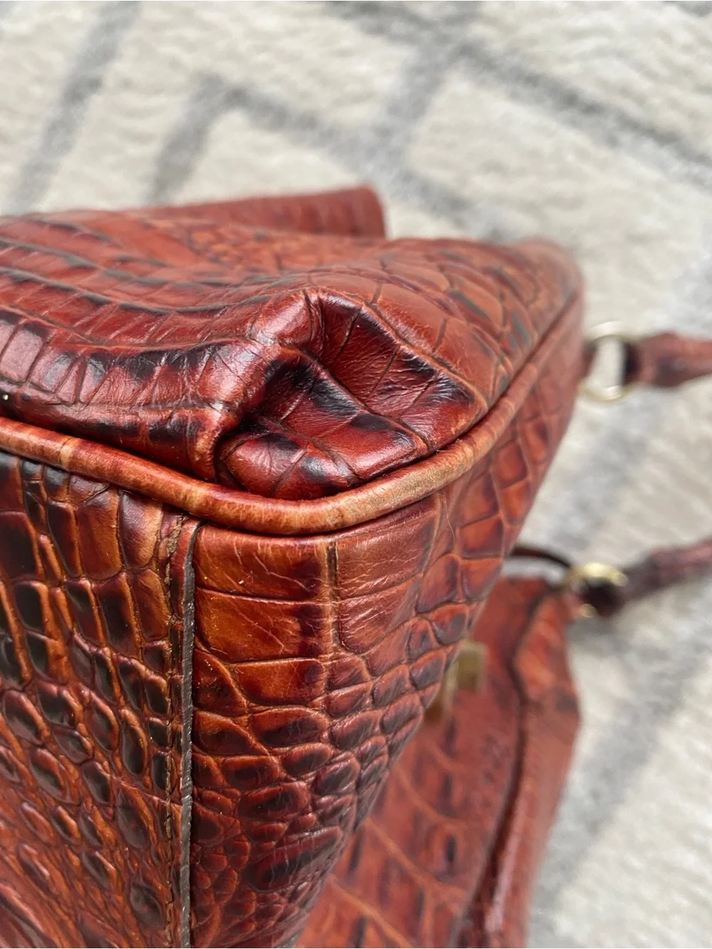Brahmin Elisa Pecan Croc Embossed Melbourne Leather Handbag with Crossbody Strap - Picture 5 of 11